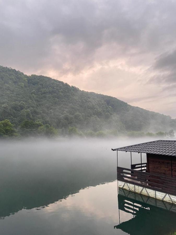 6 New River View Apartments Bihać Eksteriør bilde